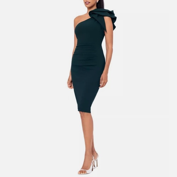 Betsy & Adam One Shoulder Dress in Dark Green - Picture 11 of 12